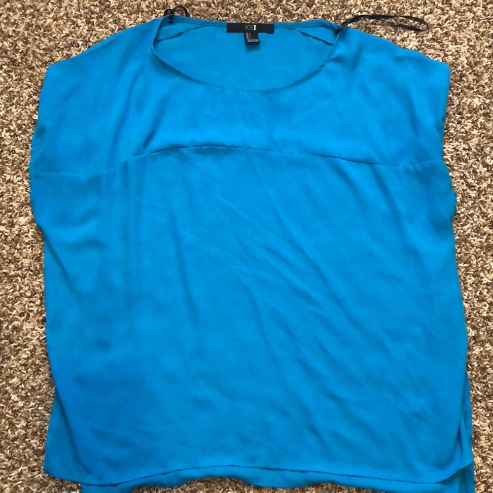 Blue blouse, never worn, without tags